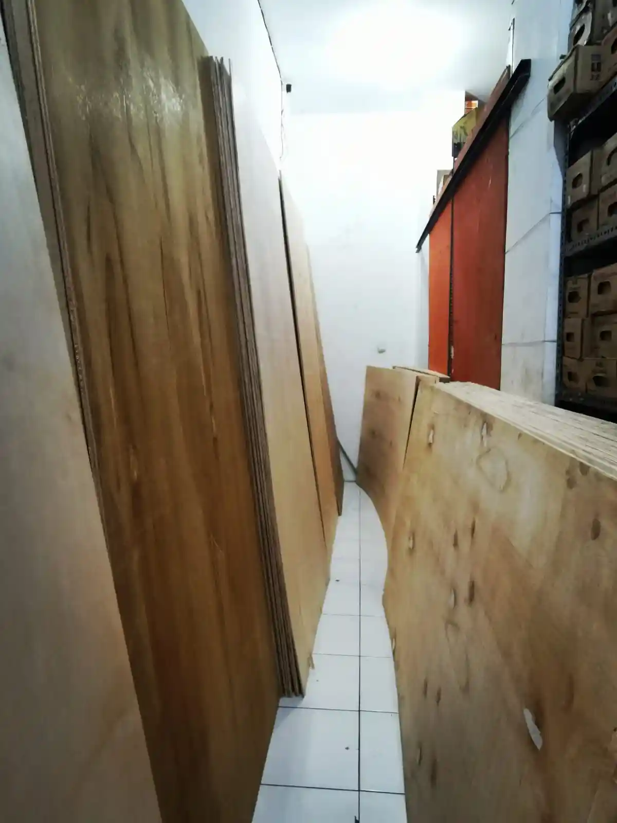 Triplex plywood sheets
